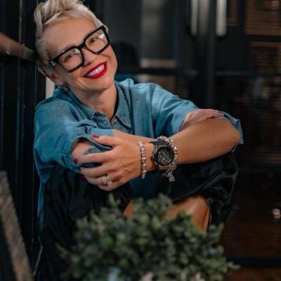 Crissy Jones – Agente inmobiliaria, Guácima Real Estate